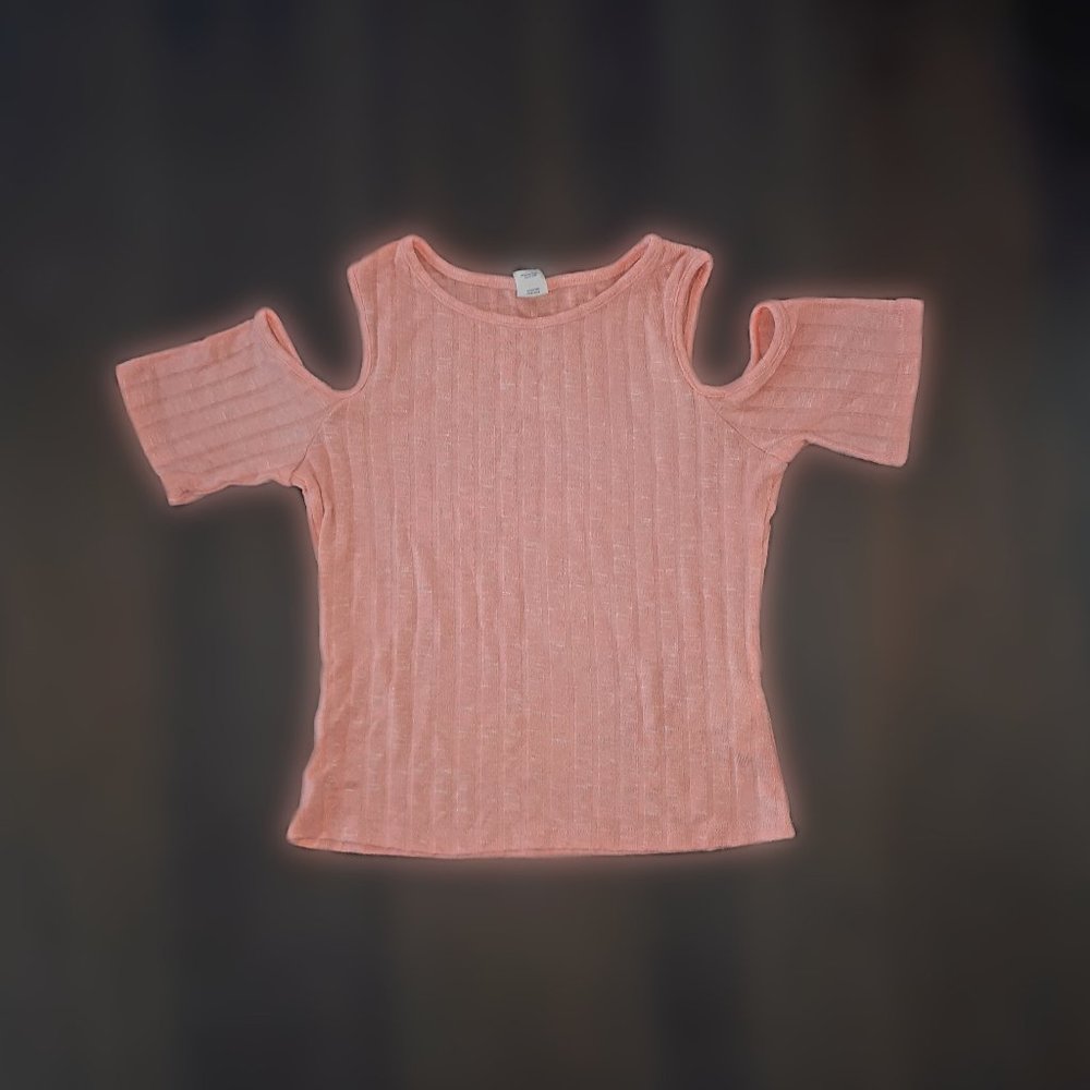 Off shoulder T-shirt
